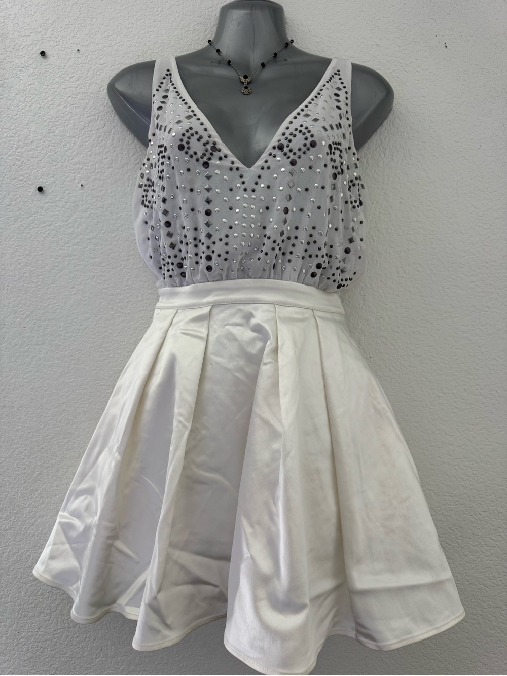 bebe White Pleated Skater Skirt with Embellished Waist